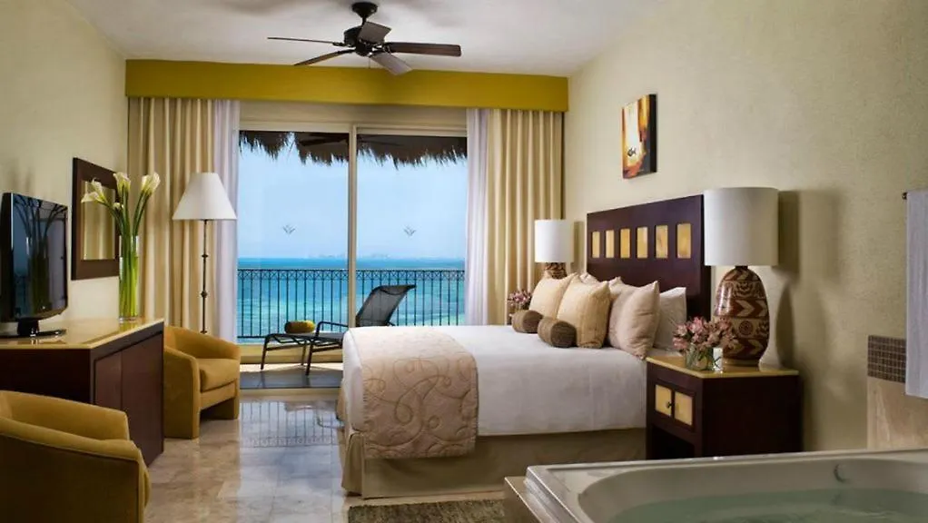 2Bd Del Palmar Cancun Oceanview Pool & Resort Appartement